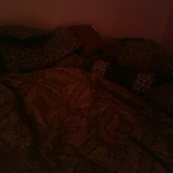 Nope, Don&Amp;Rsquo;T Have A Lots Of Pillows Or Anything. #Pillows #Queensize #Pink