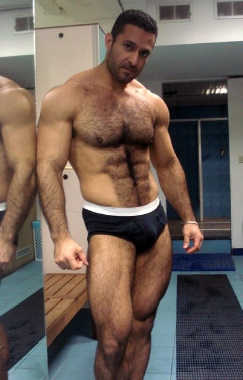 hungrycumwhore:  http://hungrycumwhore.tumblr.com/archive 