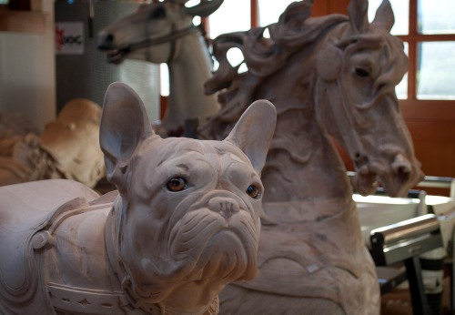 purpletabby:  Amazing carousel dogs by Tim Racer.  http://www.timracer.com/ Like the carousel carvers of 100 years past, Tim uses basswood and wooden dowels instead of nails that would one day rust.