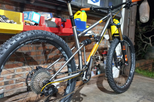 aces5050:  (via Babah Bike Brandal - Handmade Reynolds 520 Cromoly Fullsus - turboduck’s Bike Check 