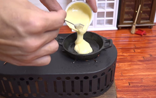 Man Bakes Tiny Cake Using Tiny Tools In A Tiny Kitchen