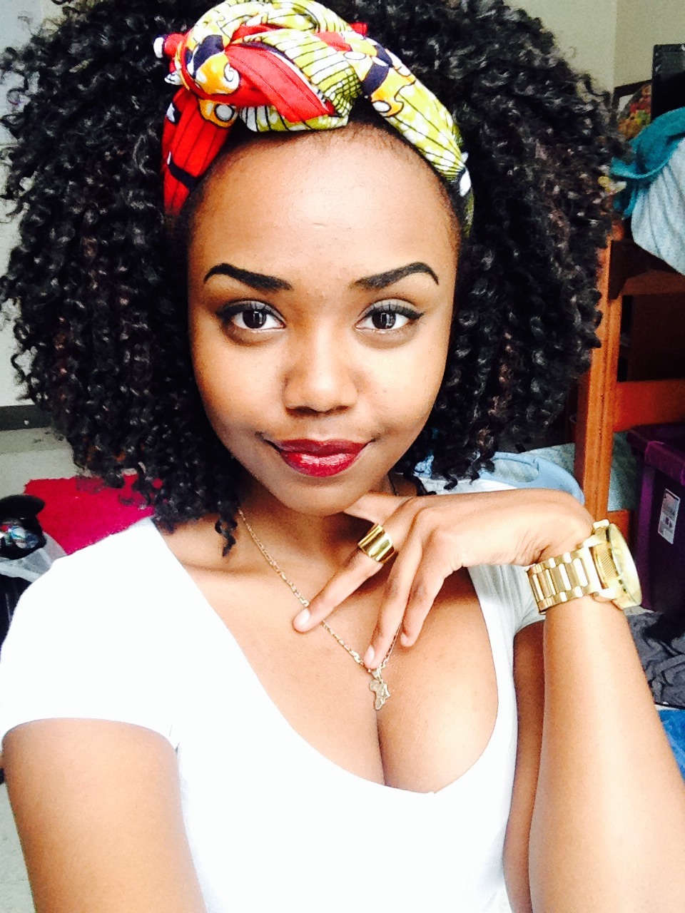 fckyeahprettyafricans:  Burundi itstheylovetheafro:  👑 Brownstone  Est. April