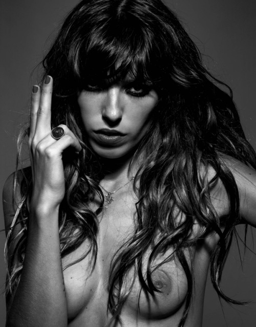 Porn ditirolez:Lou Doillon  photos