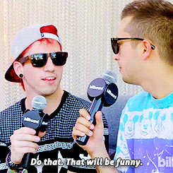 giffingtop:twenty one pilots at lollapalooza 2015.