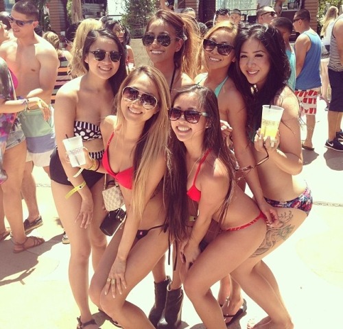 cantfightnature:  Asian-Americans aren’t as submissive as Asians, but they make up for it in s