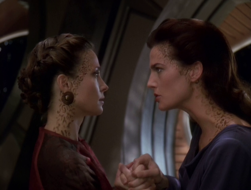 trillscienceofficer:@queerspaceworm‘s DS9 HD upscale | 4x06 “Rejoined”