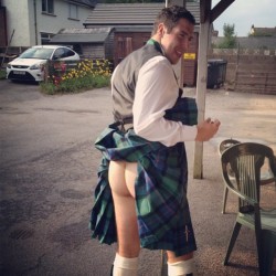 kiltedpride:  Bit of arse on show fi the Ferg !!! #wedding #TrueScotsman 