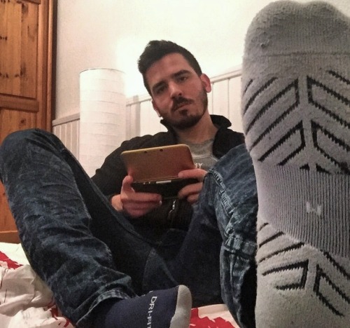fractionofthewhole:  ps4sneakerhead