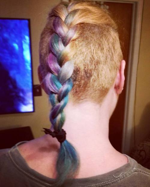 Spring hair! Aiming for #mermaid but @sportsgeekb says #unicorn and I’m okay with that. combo of @ma