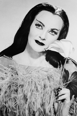 vintagegal:  Yvonne De Carlo as Lily Munster,