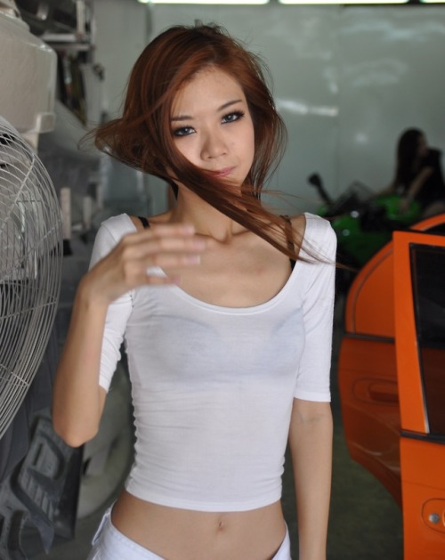 koleksiamoimalaysia: amoi Bridget Ban pakai bra dengan panty hitam