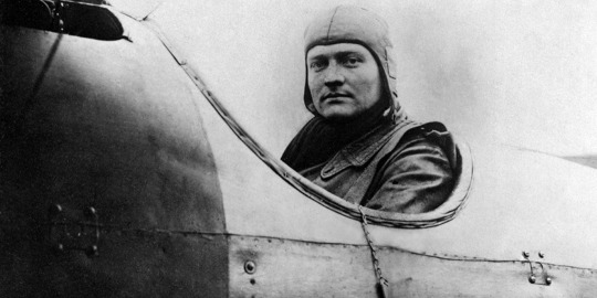 Реферат: Baron Manfried Von Richtofen The Red Baron