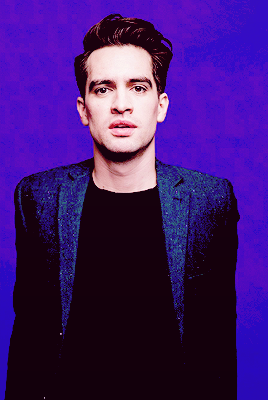 heavenlybrendon:  Brendon Urie by Emma Swann 