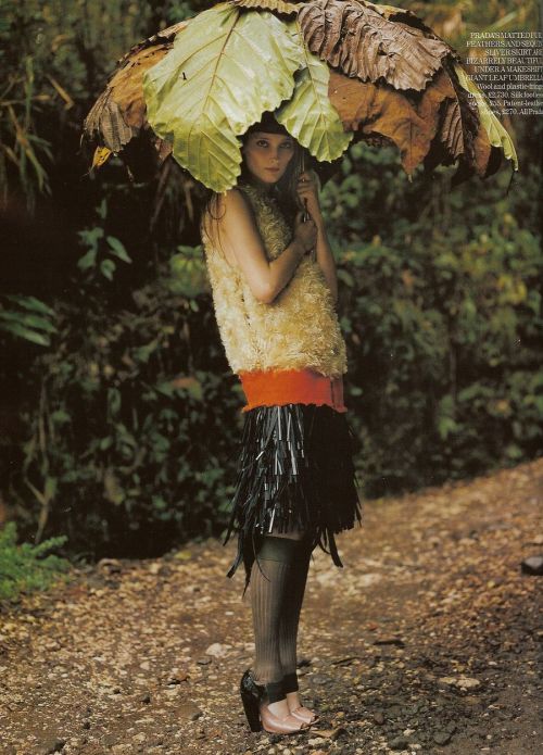 a-state-of-bliss:  Vogue UK Aug 2007 ‘To The Ends Of The Earth’ - Iekeliene Stange 