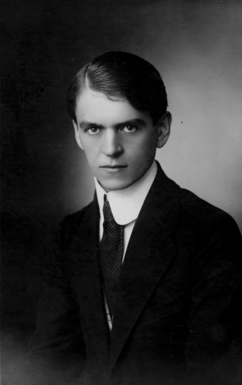 fuckyeahhistorycrushes:  I always loved this picture. This is Kazys Binkis, (1893–1942) a Lithuanian poet, journalist, and playwright. I know him mostly as a poet. He was a founder of the Lithuanian modernist/futurist movement Four Winds, which, according
