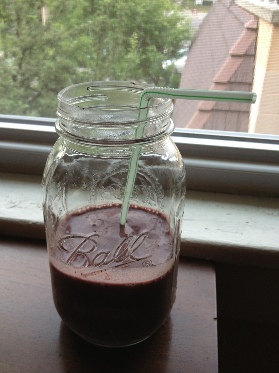 he may not be the prettiest, but best smoothie ever award goes to this guy bravo