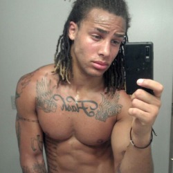 kelvinatorx:  dallas flashman wade. http://kelvinatorx.tumblr.com 