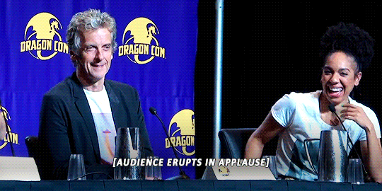 beccaland:riveralwaysknew:In which Peter Capaldi is very pleased. Dragon Con 2018Oh but this is so c