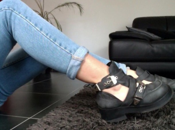itslatingirl:  boots