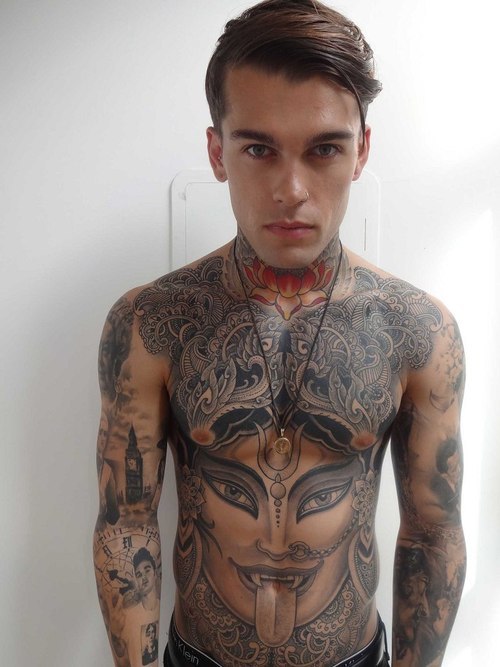 rock-hard-cock:   pussyplunder.tumblr.com 