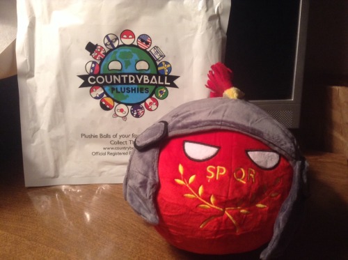 my SPQRball (Ancient Rome) plushie is here!it&rsquo;s wrinkly like an ancient nation is supposed to 