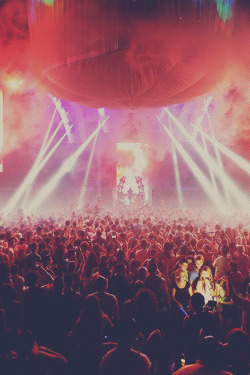 rave-republic:  Kaskade Atmosphere Miami | Mark Owens