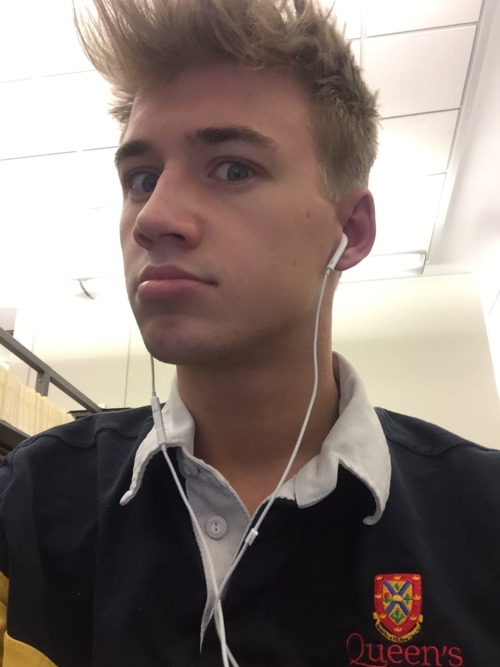 futtbucking: Am I a preppy school boi yet