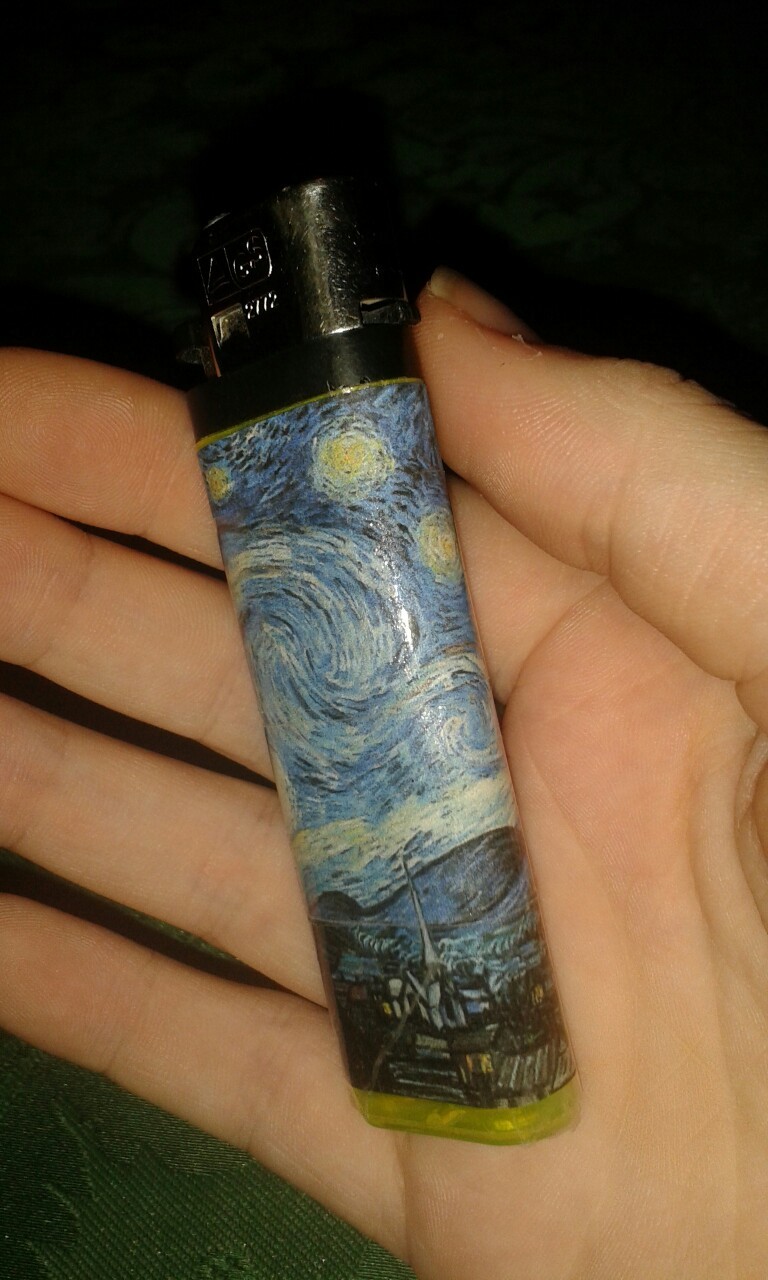 pxper-towns:  I decorated my lighter lol