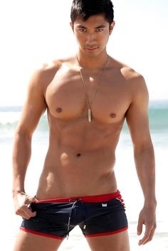 omgnakedmalecelebs:  Ronnie Woo from Logo’s adult photos