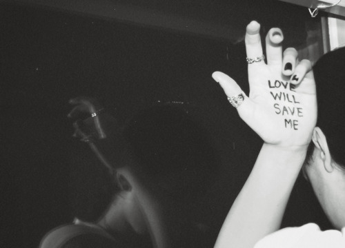 melisica:  (by sophie pellegrini) 