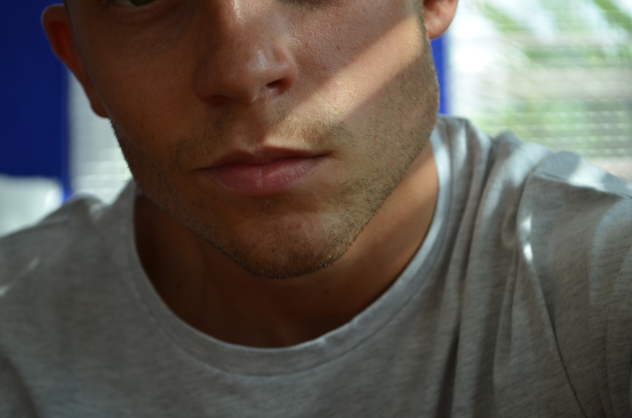 maxandthespidersfrommars:  When you finally find decent lighting