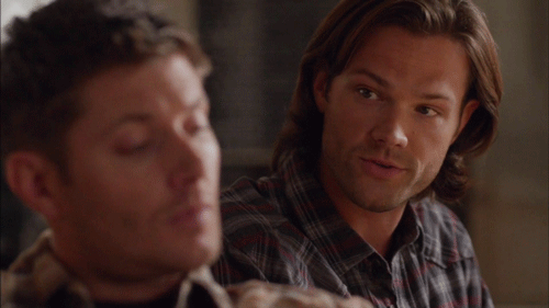 talesofdecorum:  Jensen and Jared Dancing 