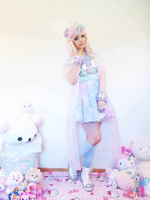 mahouprince:  More photos from my Holley Tea Time photoshoot~! This time I’m wearing her Twinkle Heaven skirt ; w ; you can use my code “mahouprince” to receive 10% off on your purchase~~ my review: https://www.youtube.com/watch?v=FZl7jPNCXvs