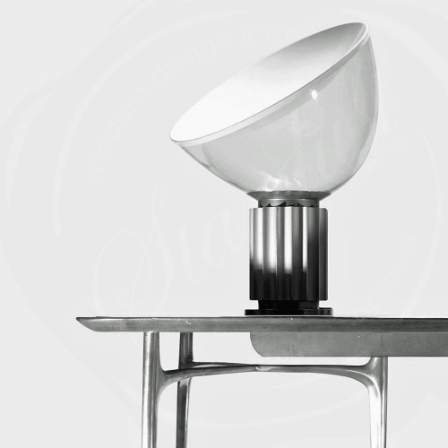 furniturelovers:CASTIGLIONI - TACCIA LAMP