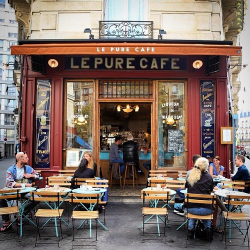 cafebuzz: We were at Before Sunset’s film location, Le Pure Café, in the 11th Arrondissement of Pari