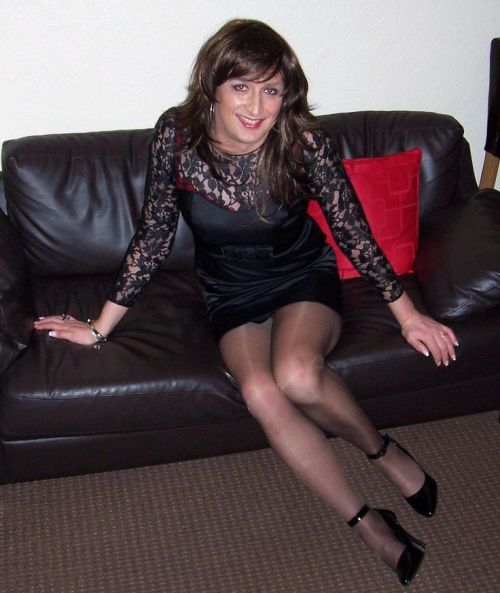 http://prettycd.tumblr.com/post/118774348359