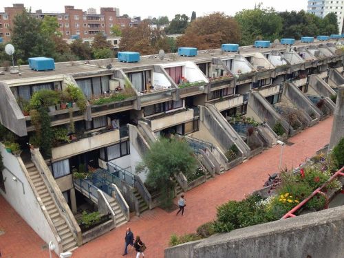 placesandpalaces:Alexandra Road Estate by Neave Brown, Camden, London, 1968. An example of Brutalism