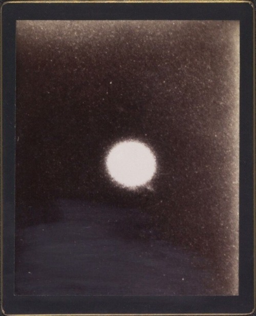 7jungri:Astronomical photographs, Harvard College Observatory, Cambridge, 1890-1920