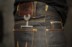 scrambler081:  http://denimhunters.com