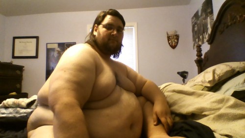 Fresh out of the shower a bit ago.  Thanksgiving meal is gonna start in a bit though, so I guess I should get dressed