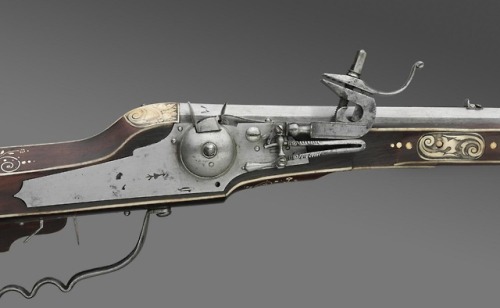 Wheellock rifle crafted by Georg Mueller of Munich, 1605.from The Philadelphia Museum of Art