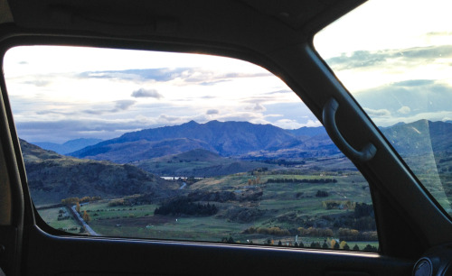 nevver:Never get out of the car, Vanscapes by Alison Turner