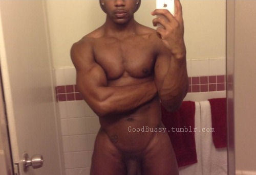 eros-immortel:  goodbussy:  Brass Knuckles   Unf 