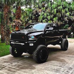 dieselpickuptruckguy:  #cumminsturbodiesel #cumminsdieselpower #cummins #Ram