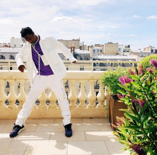 travis-xx:Paris // LV