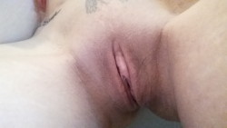 naturalass:  couplelovesfucking:  Hey guys we love your blog! We are starting one together and we’re hoping you’d check us out! Thanks and keep up the amazing work! ~Sir and PetThank you! What a sexy submission! Love you!  Wouaw