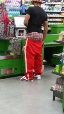 teamass22:  seen him At The Store..