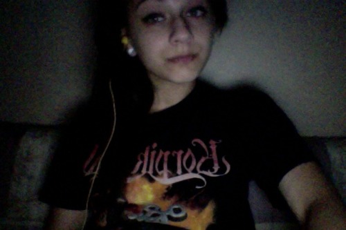 maaritime:  i am gross and tired