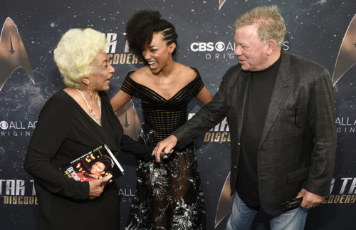 dolphinsmooth9: Sonequa Martin-Green at Star Trek Discovery’s premiere in LA, 2017