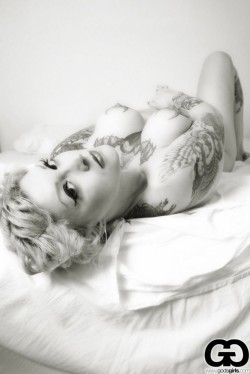 sterlingsea:  Come join us at GodsGirls.com!